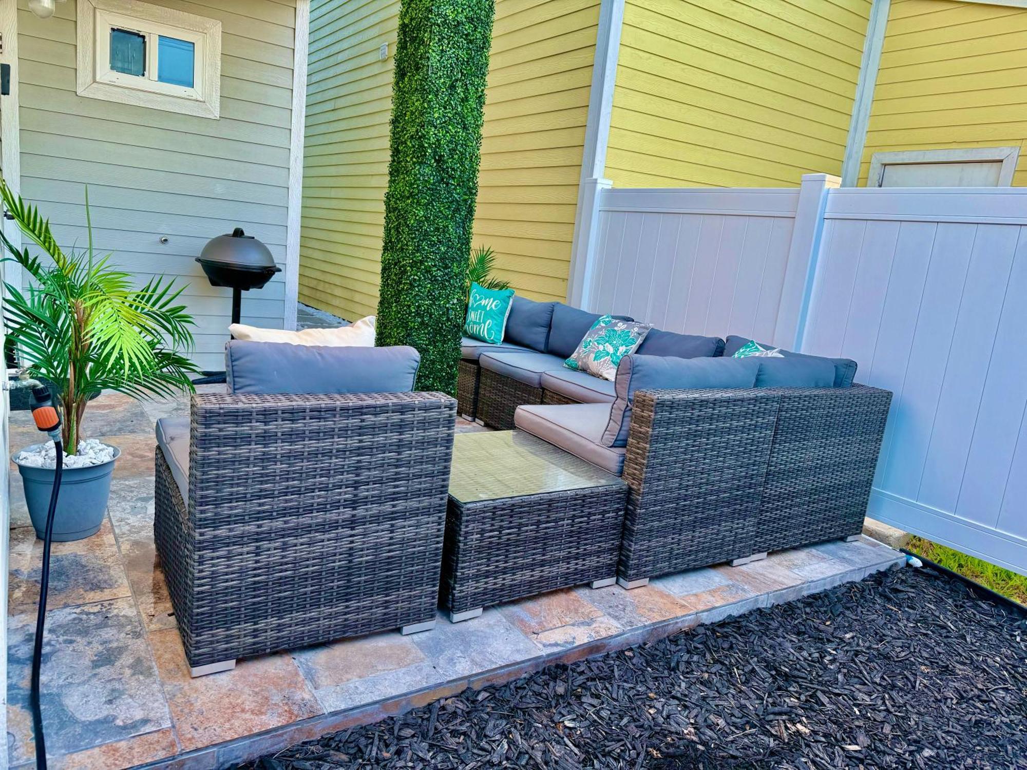 Bayfront Cottage- Pool - Hot Tub - Close To Beach بورت إيزابيل المظهر الخارجي الصورة